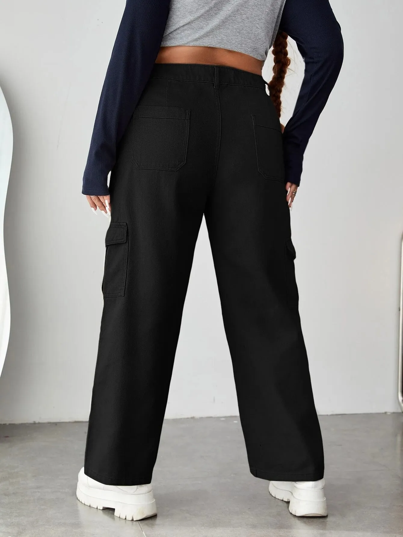 Cargo Jeans And Flap Detail