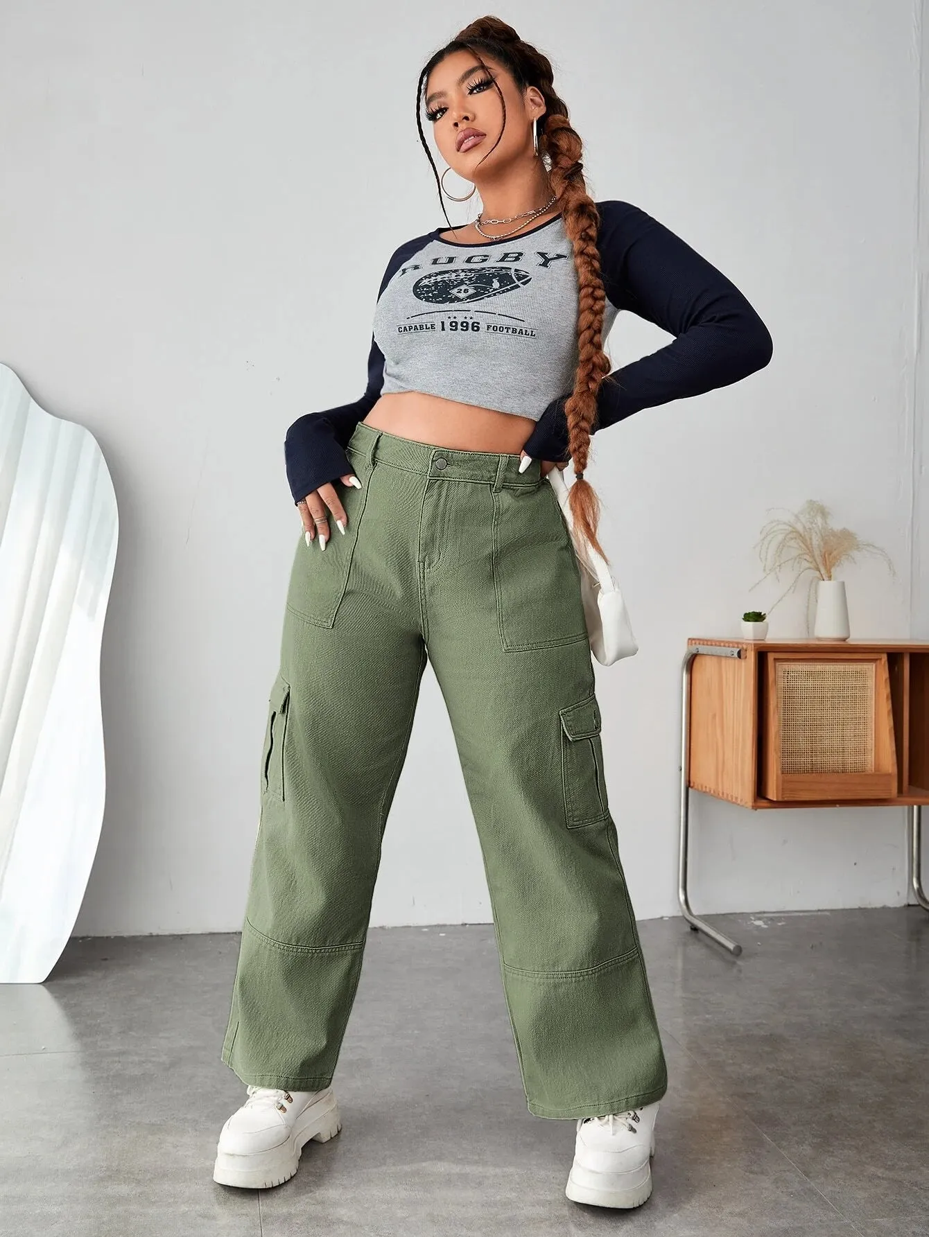 Cargo Jeans And Flap Detail
