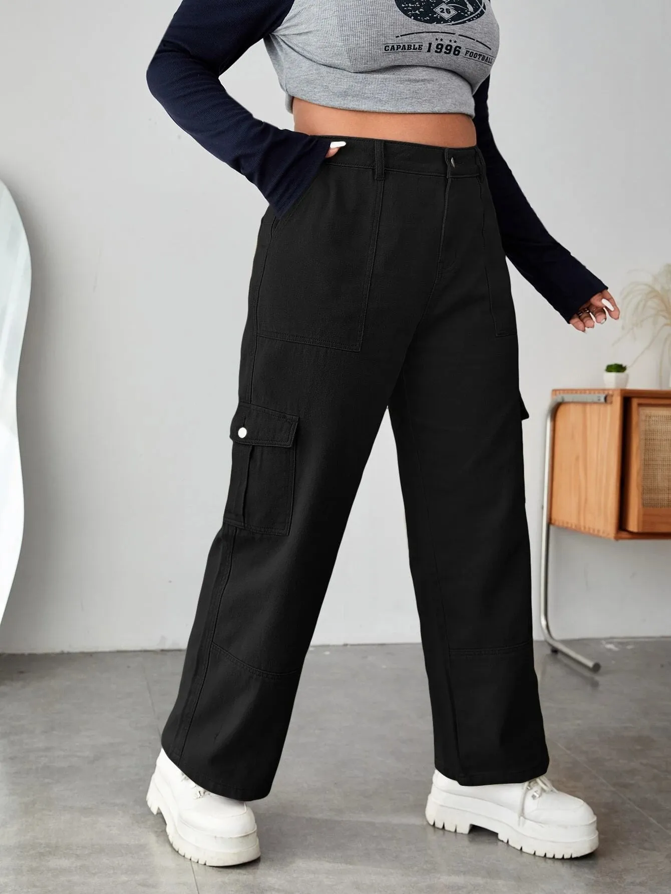 Cargo Jeans And Flap Detail