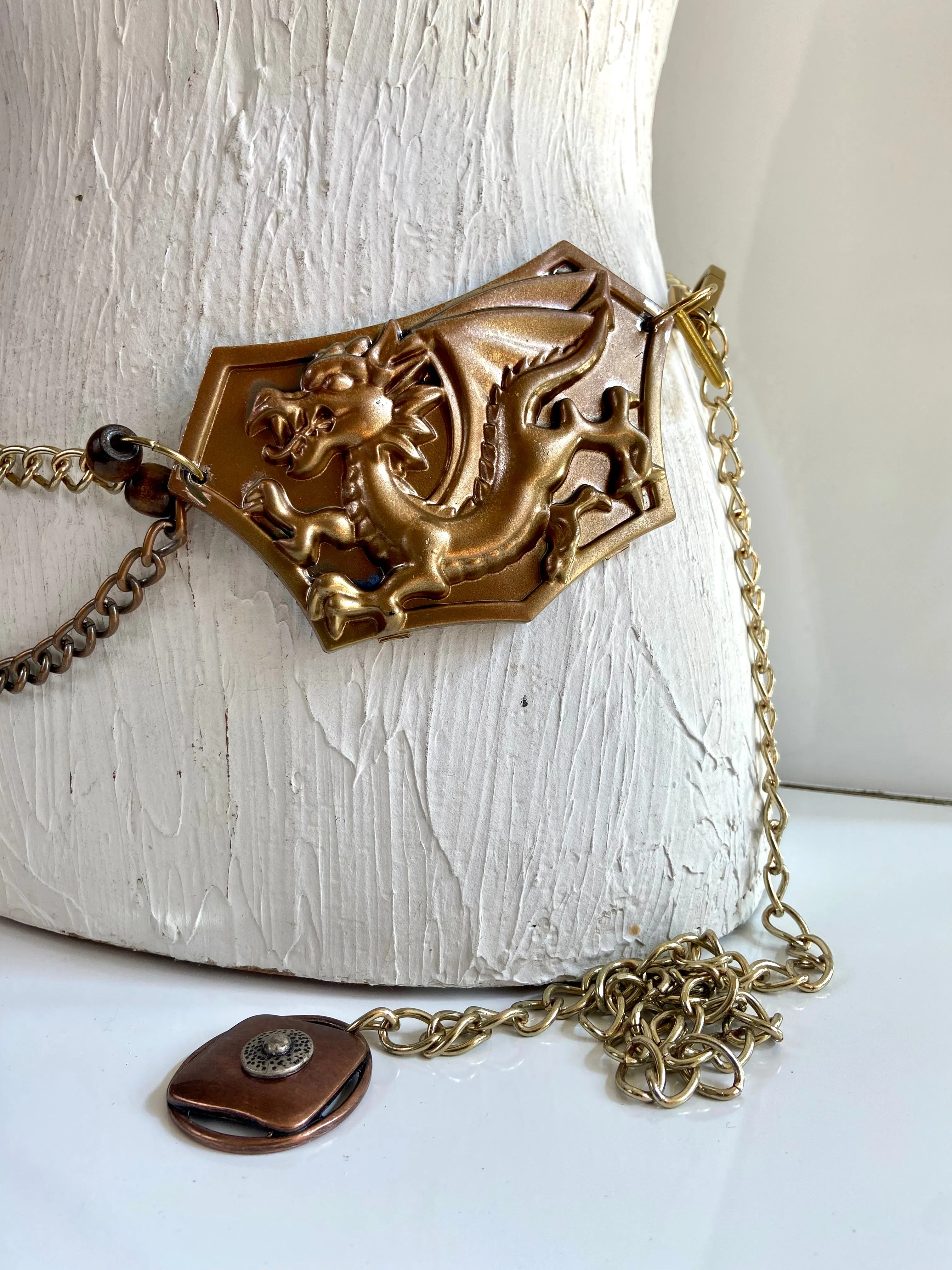Dragon chain belt