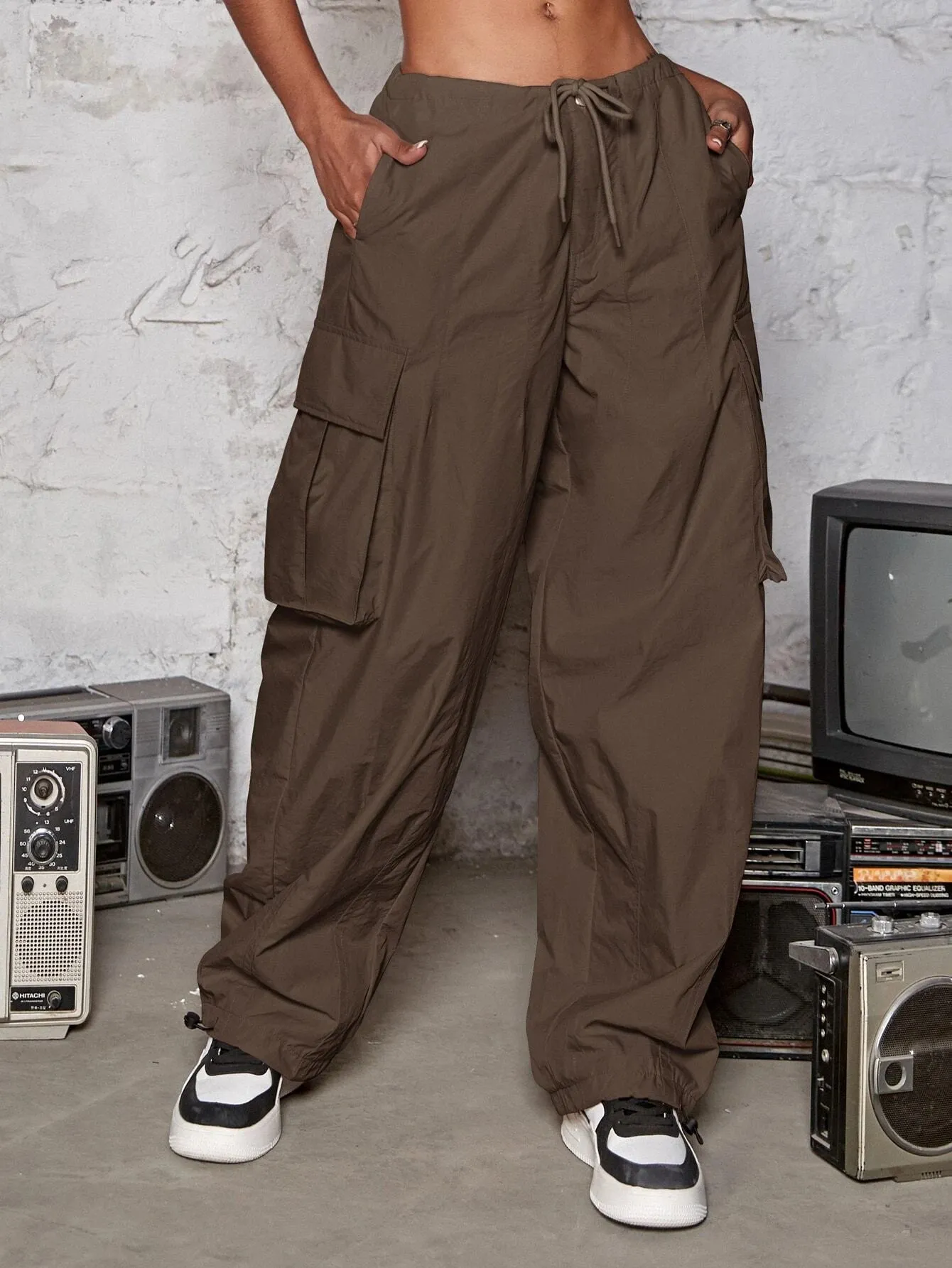 Loose Fit Long Length Cargo Pants