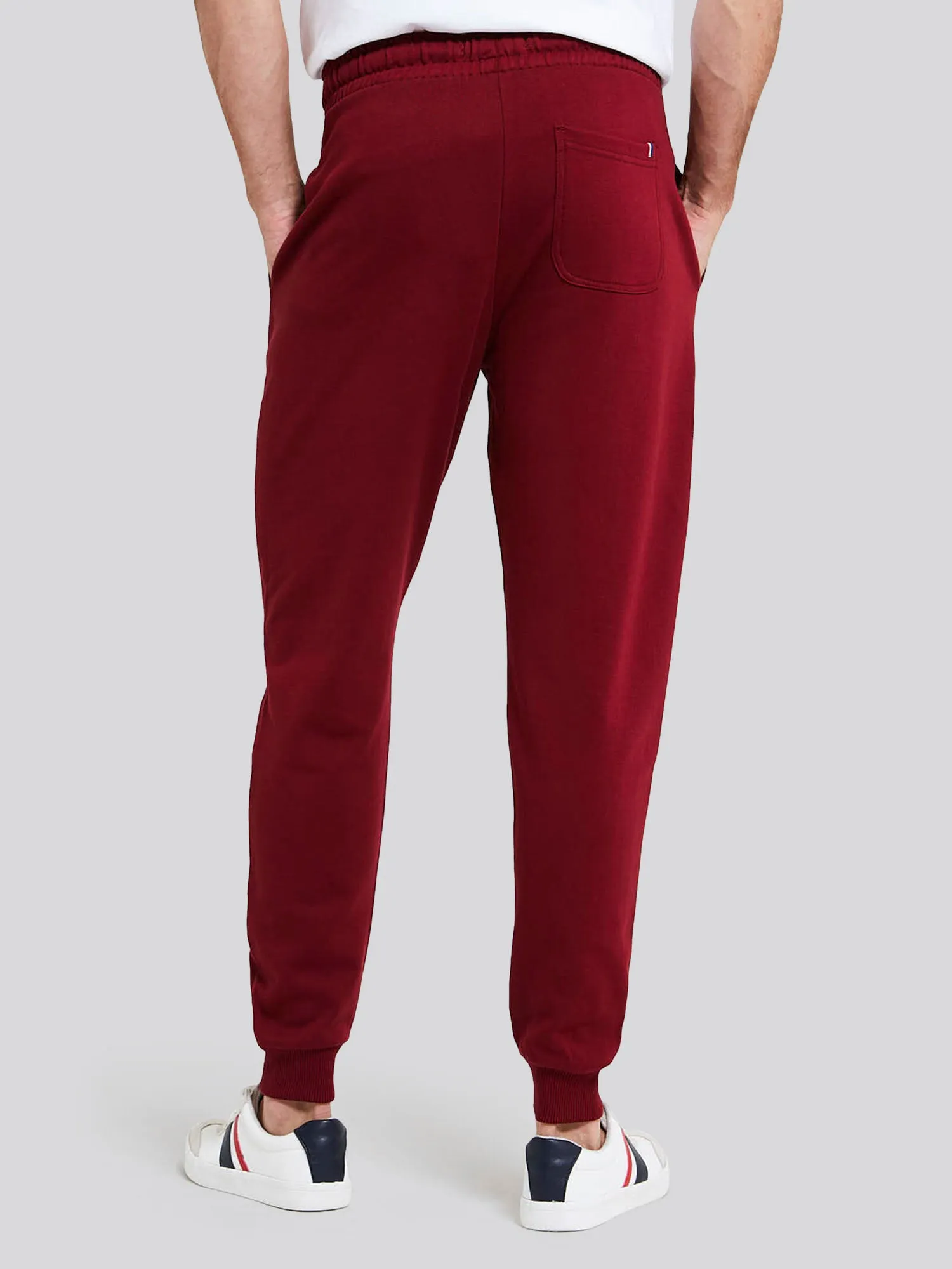 Mens Player 3 Joggers in Biking Red