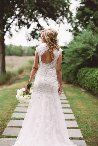 Modest Lace Wedding Dresses with Appliques,Cap Sleeves Open Back Wedding Gowns 2018 PFW0222