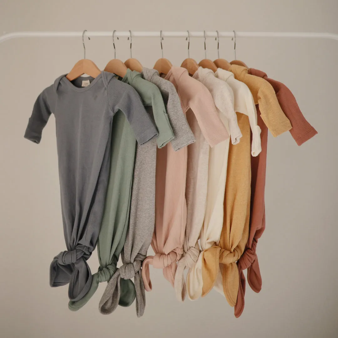 Mushie Ribbed Knotted Baby Gowns