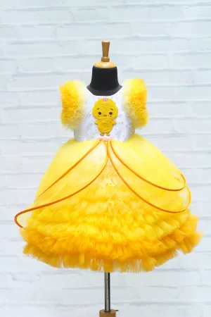 Pre-Order: Chick Theme Yellow And White Color Gradient Frilled Gown