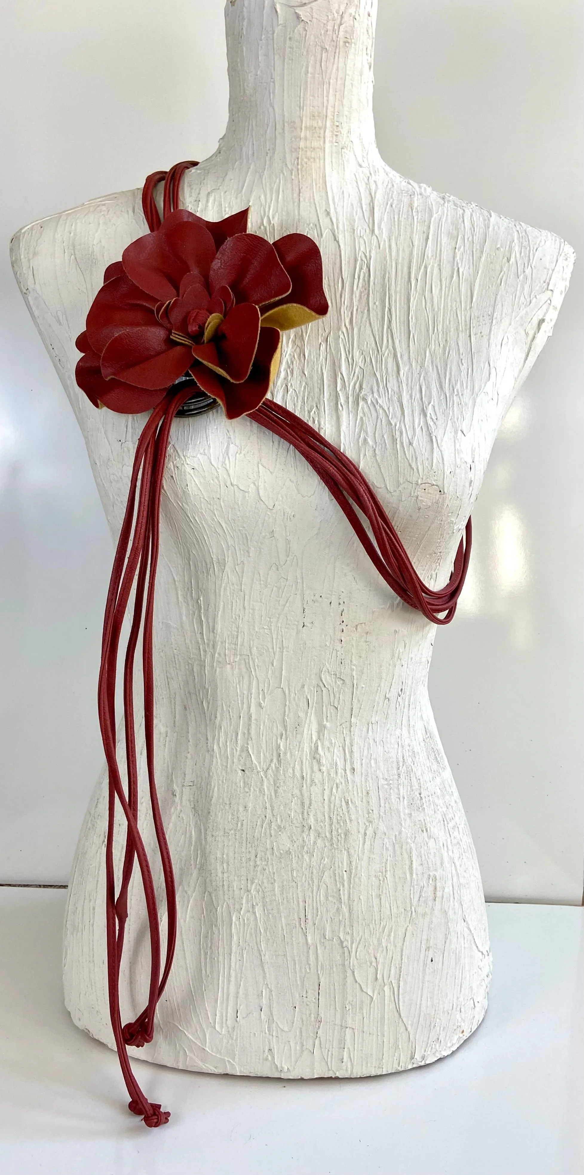 Red🌹Leather flower belt statement