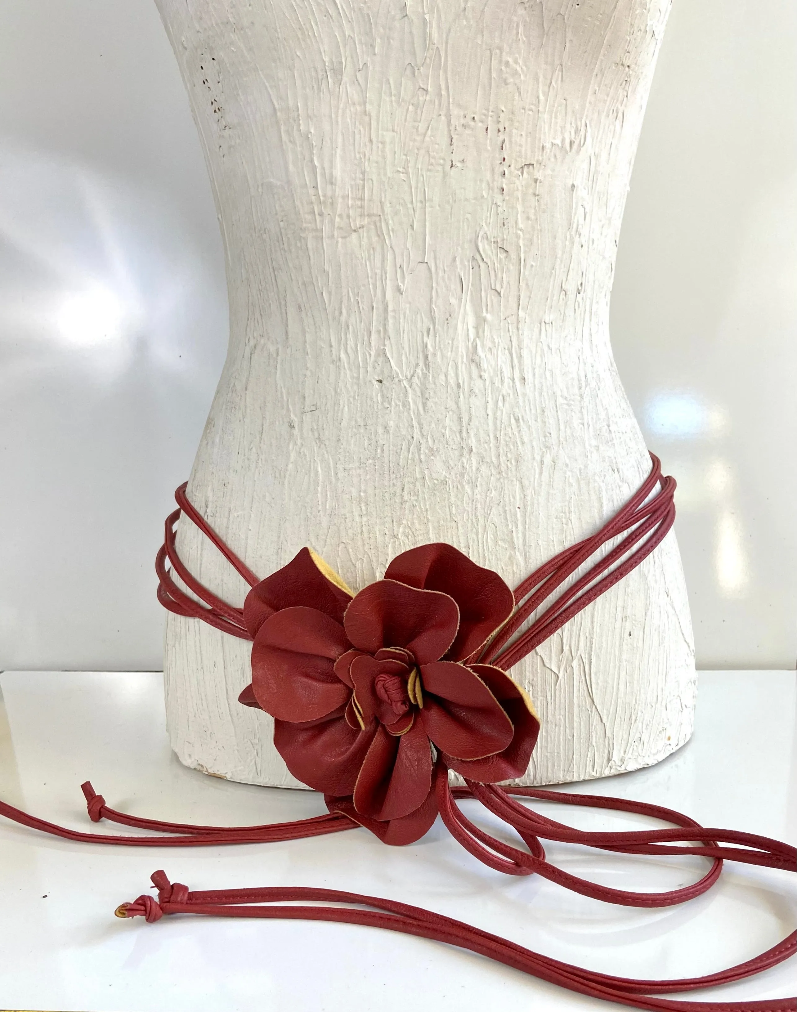 Red🌹Leather flower belt statement