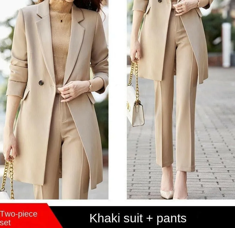 Sophisticated Women's Blazer Suit